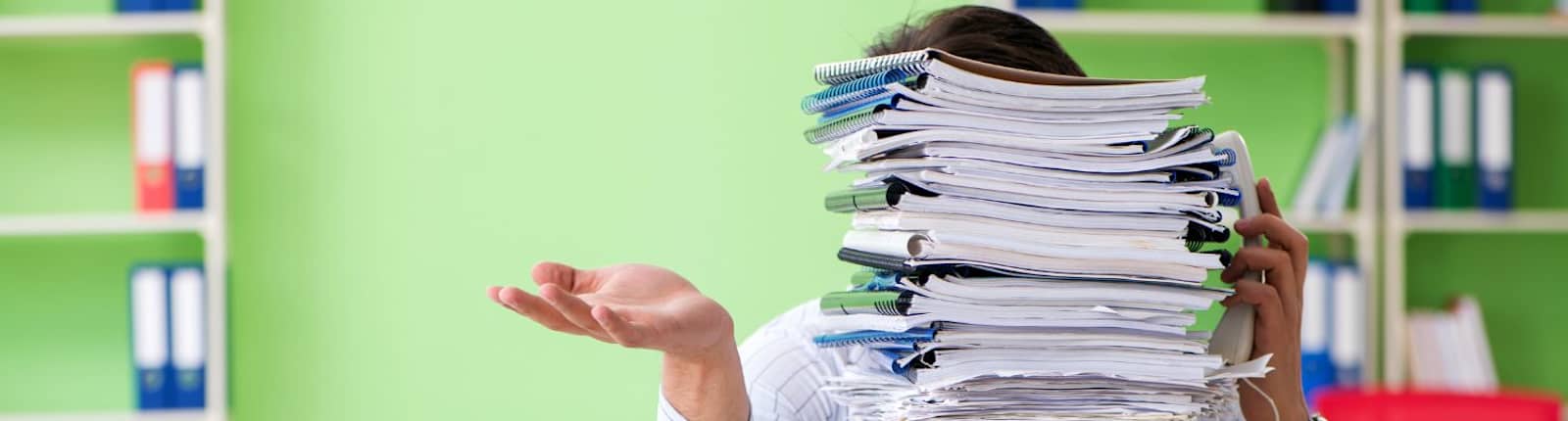 More than half of teachers want to work fewer hours, study finds