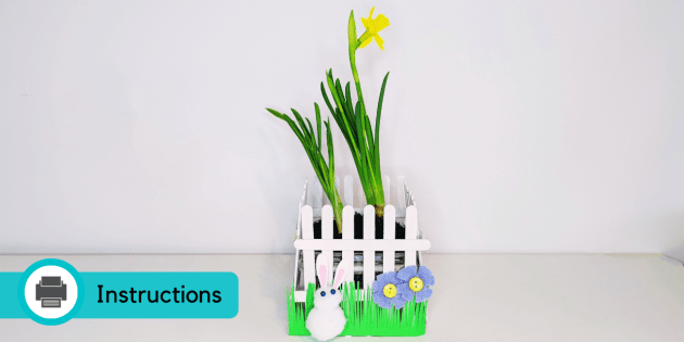 Popsicle stick picket fence .would be very cute around an Easter display  for the table