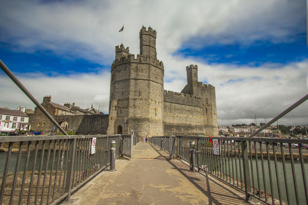 Castell 2025 caernarfon hanes