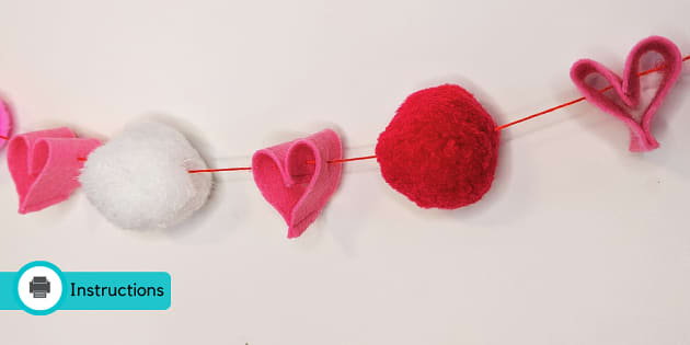 Valentine's Day Felt Hearts • Valentine's Day Crafts • The