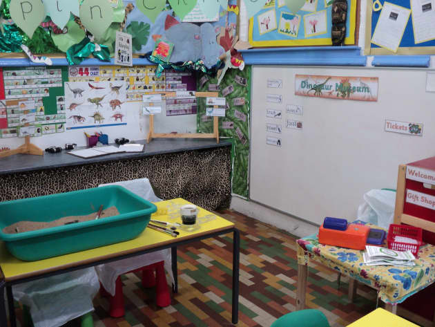 dinosaur park indoor play area