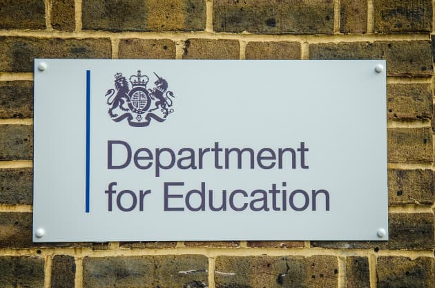 What is going on with the DfE and Ofsted staff strikes? - Twinkl Digest