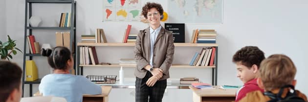 Becoming a teacher without a degree: The undergraduate teaching ...