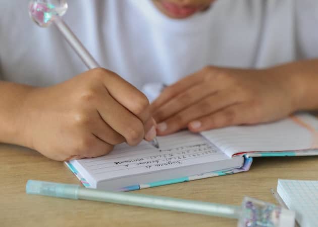 5 Simple Tips to Improve Handwriting for Children - Homeschooling 4 Him